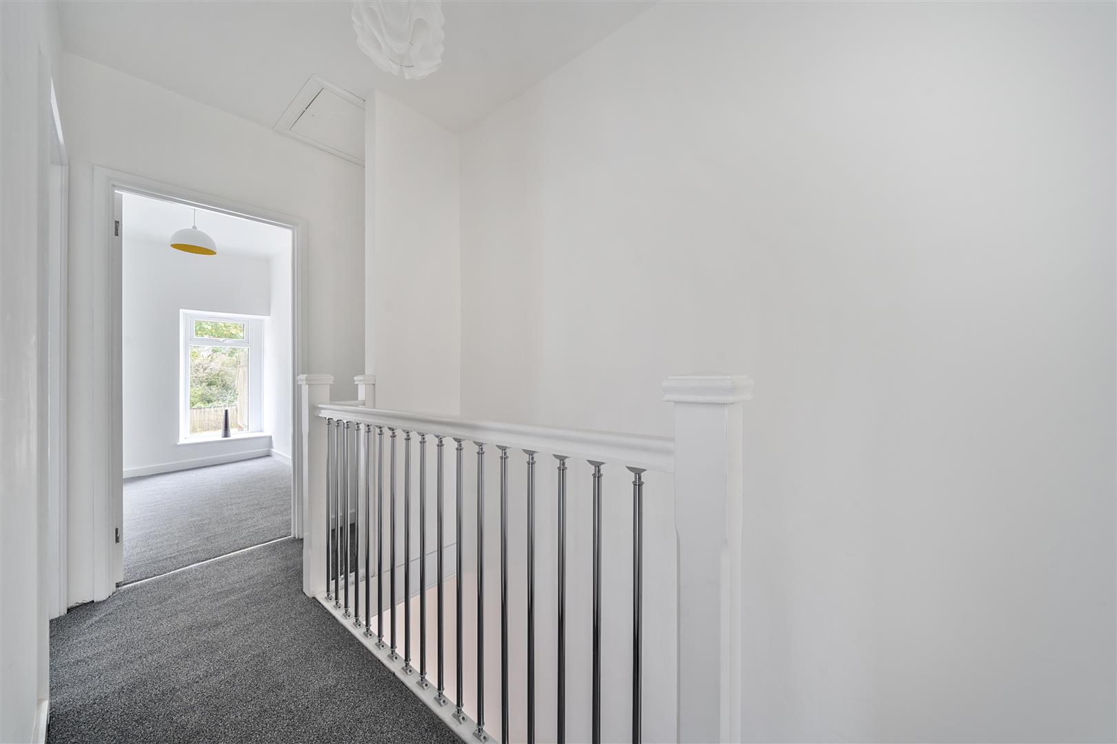 Clydach Road, Morriston, Swansea, SA6 6QB